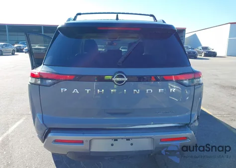 2022 Nissan Pathfinder Platinum 2Wd z USA, uszkodzony, nr VIN 5N1DR3DG6NC243765